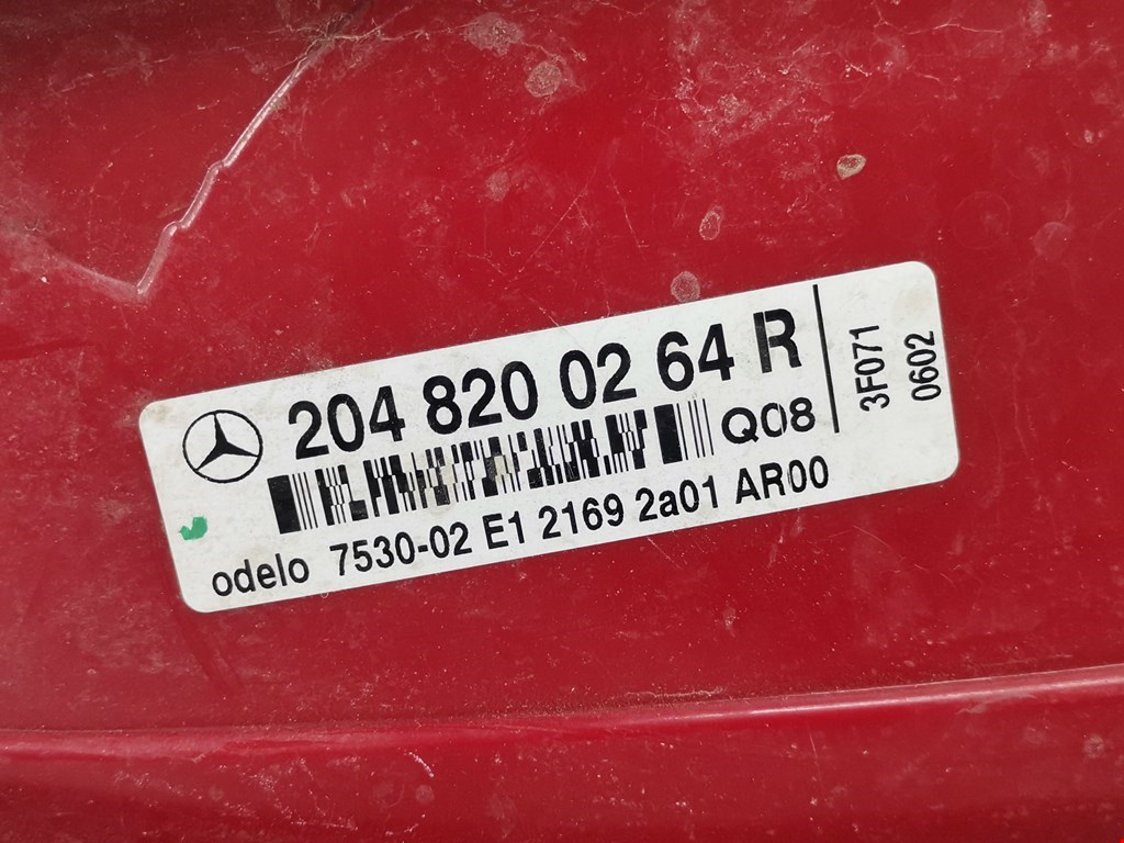Фонарь задний правый Mercedes C-Class (W204) купить в России