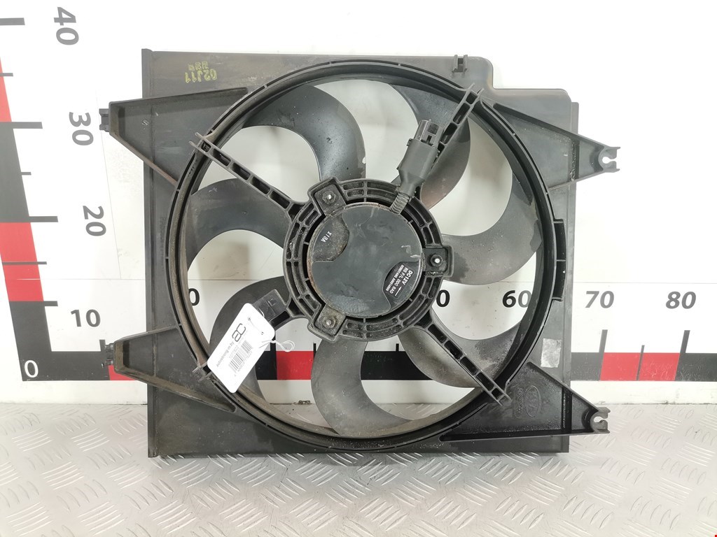 Вентилятор радиатора основного Kia Carens 1 (RS)