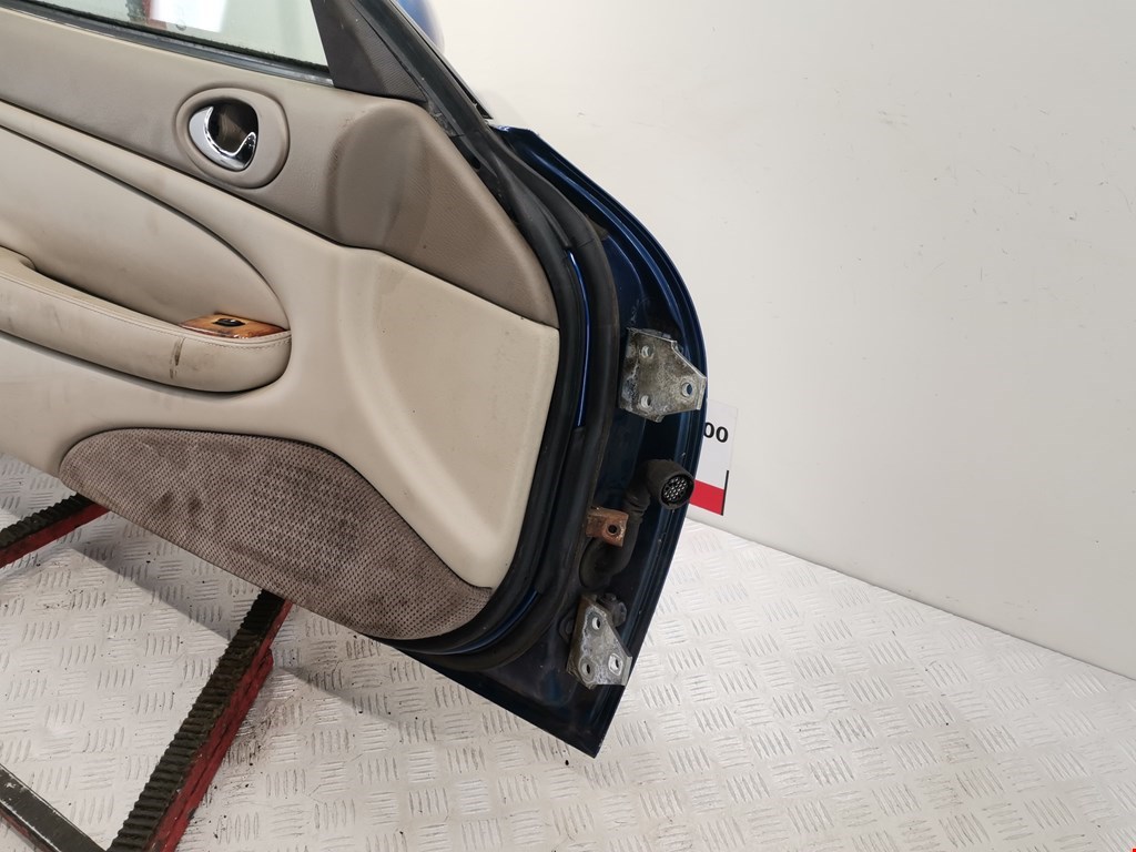 Дверь передняя левая Jaguar XK (X100) купить в Беларуси