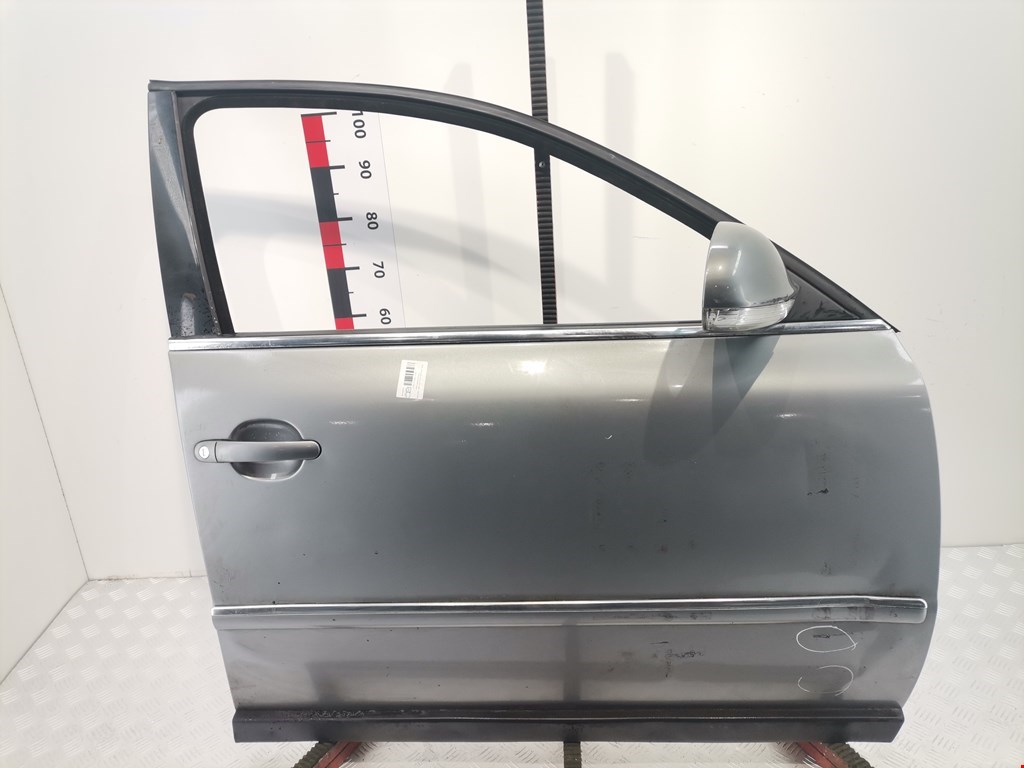 Ручка двери внутренняя передняя правая Volkswagen Passat 5 GP купить в Беларуси