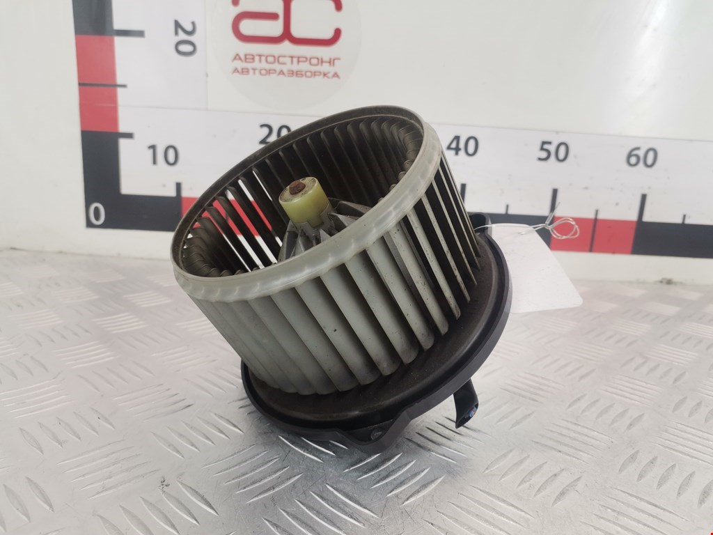 Моторчик печки (вентилятор отопителя) Daihatsu Sirion 2 купить в России