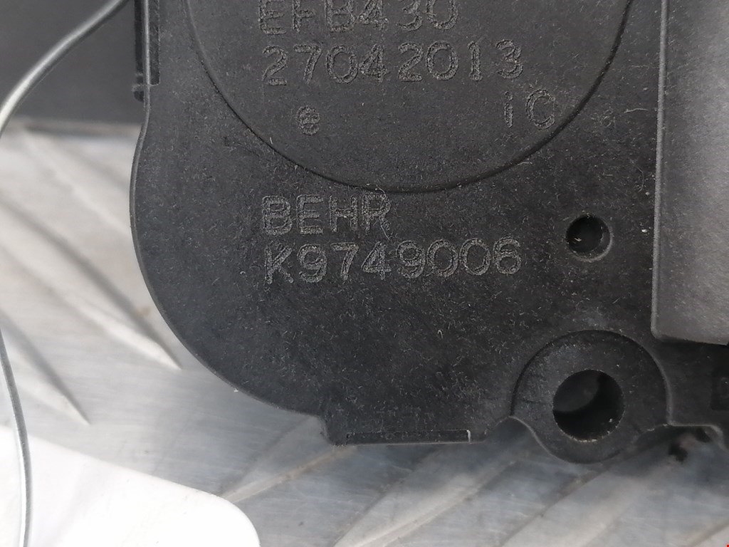 Электропривод (сервопривод) заслонки печки BMW 5-Series (F07/F10/F11/F18) купить в Беларуси