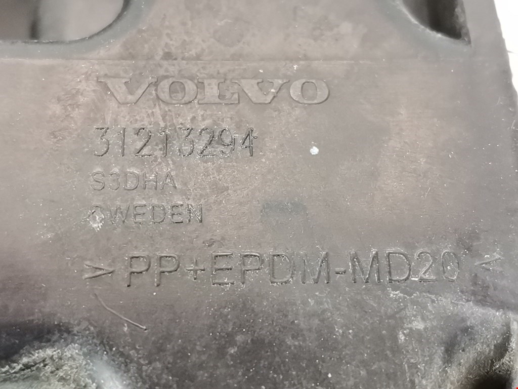 Кронштейн (крепление) заднего бампера правый Volvo S80 2 купить в Беларуси