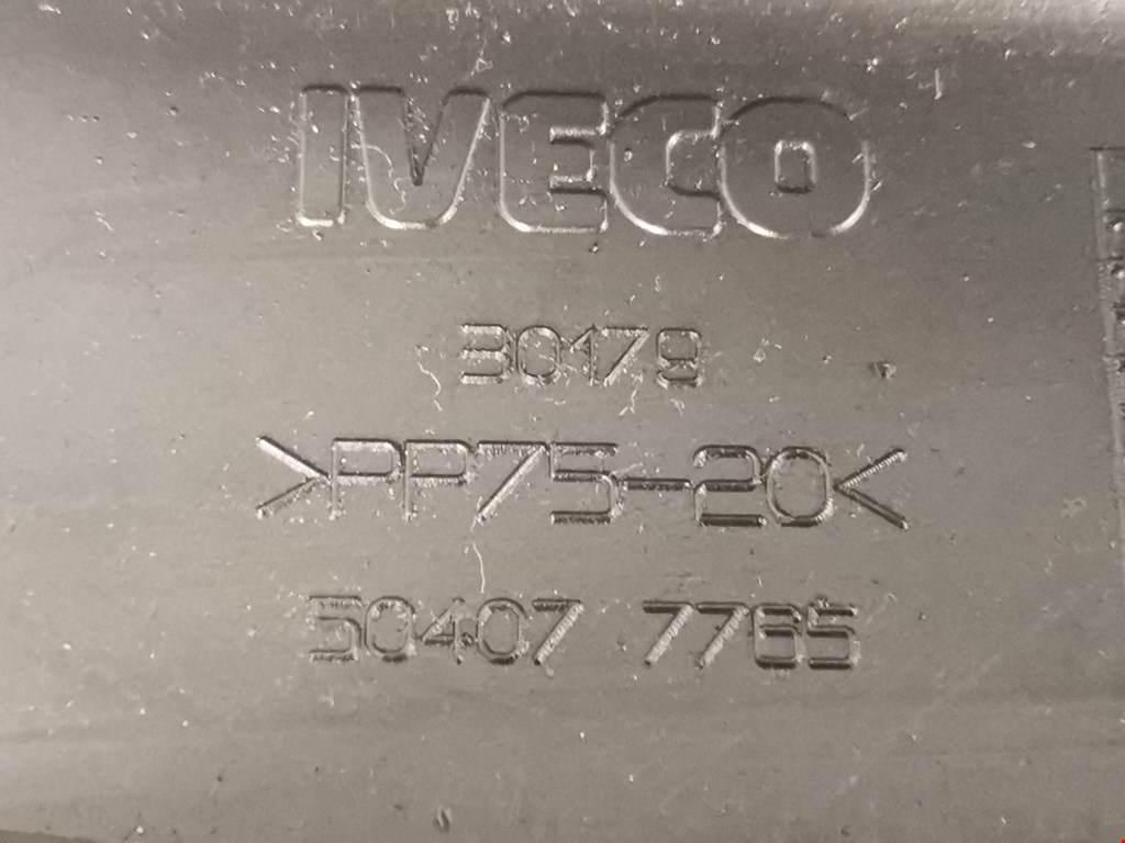 Воздуховод (наружный) Iveco Daily 3 купить в России