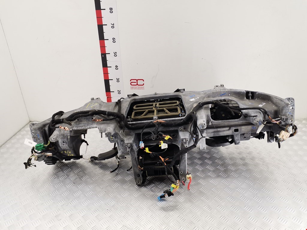 Шланг отопителя ягуар xf. Ягуар радиатор. Вебасто на jaguar xe. Вебасто на jaguar xe. El53 корпус печки.
