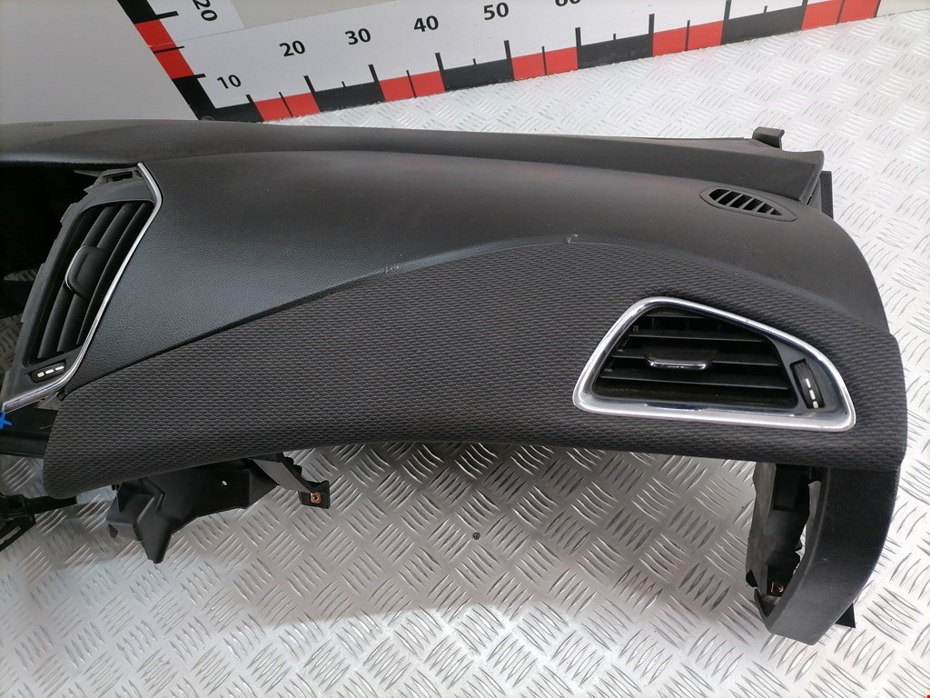 Торпедо (панель передняя) Chevrolet Cruze 3 (J400) купить в Беларуси