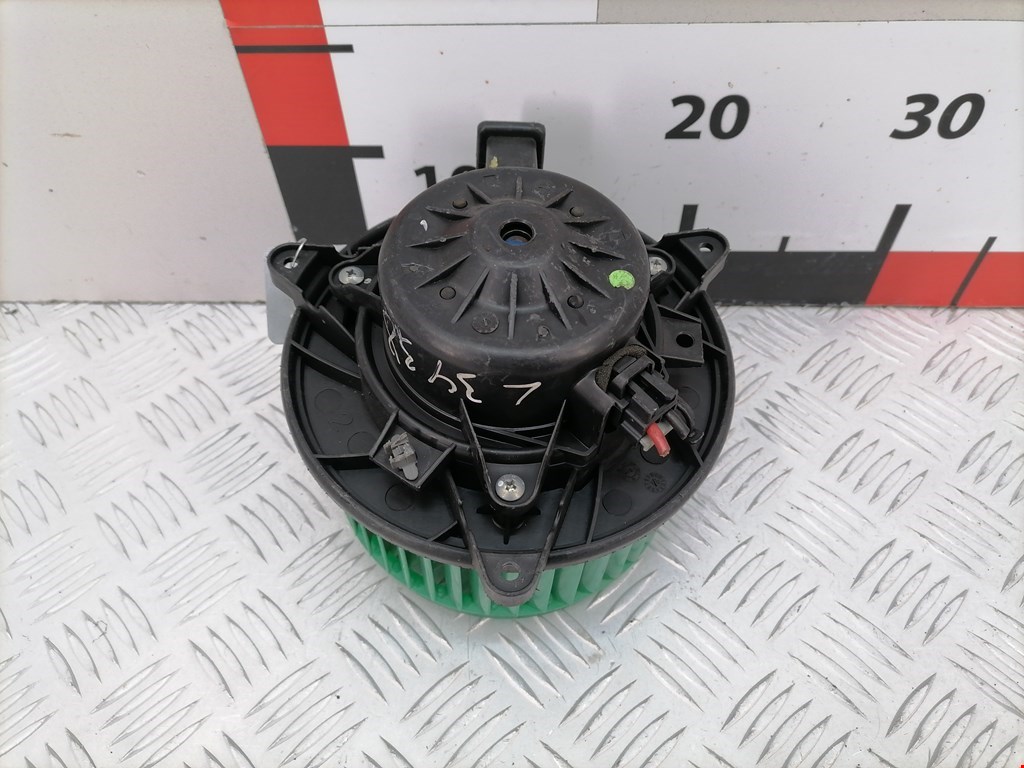 Моторчик печки (вентилятор отопителя) Opel Insignia 1