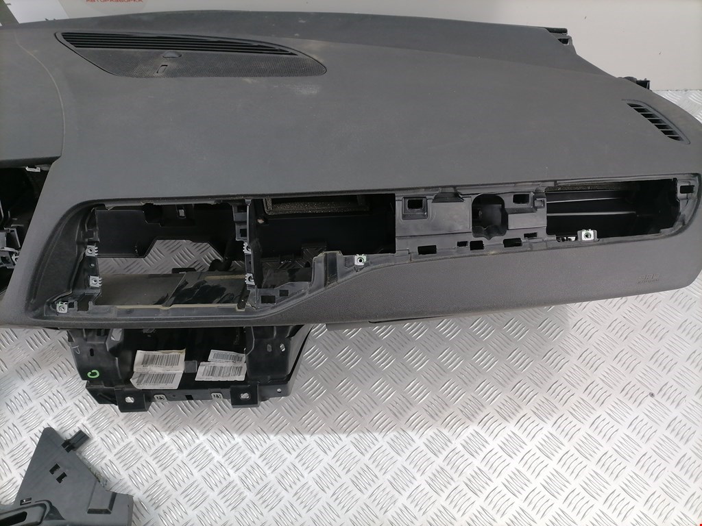 Торпедо (панель передняя) Citroen C5 2 купить в Беларуси