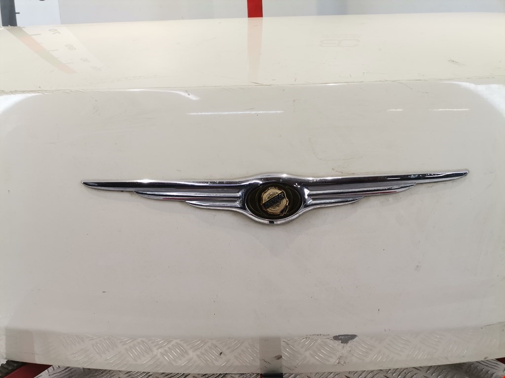 Крышка (дверь) багажника Chrysler 300C 1 купить в России
