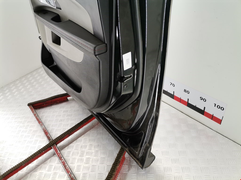 Дверь передняя правая Chevrolet Equinox 2 купить в Беларуси