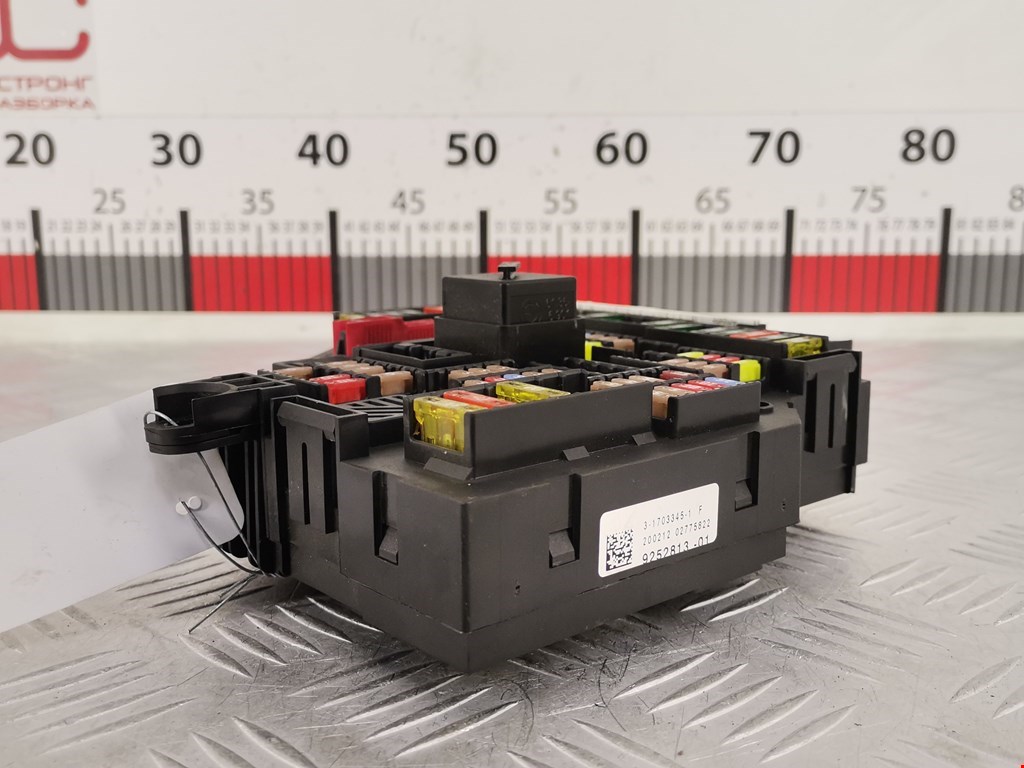 Блок предохранителей BMW 5-Series (F07/F10/F11/F18) купить в России