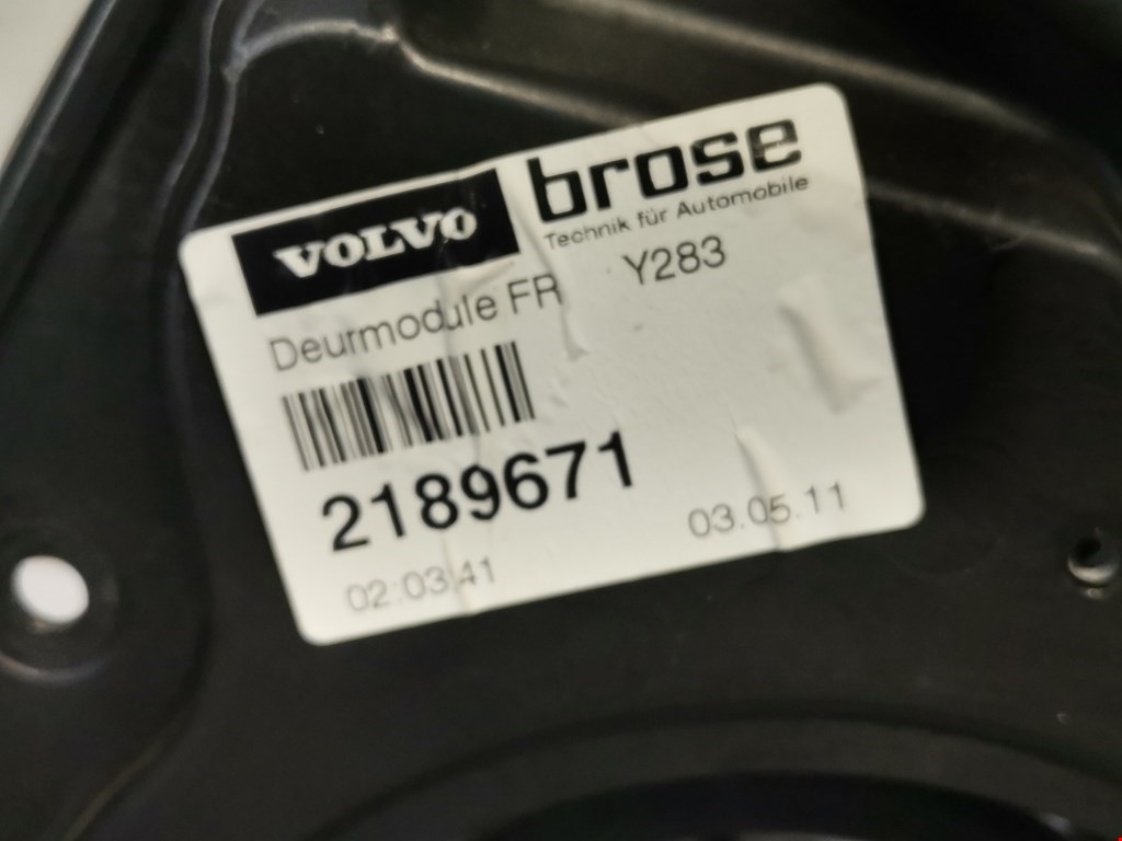 Стеклоподъемник электрический двери передней правой Volvo S60 2 купить в России