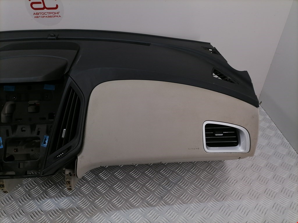Торпедо (панель передняя) Chevrolet Equinox 2 купить в России