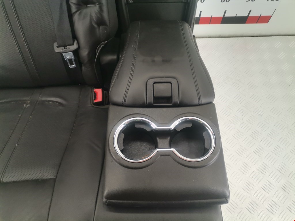 Салон (сидения) комплект Cadillac SRX 2 купить в России