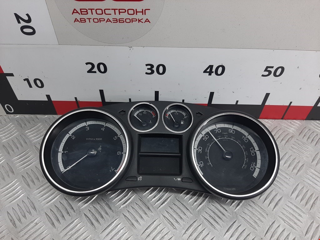 Панель приборная (щиток приборов) Peugeot 308 купить в России