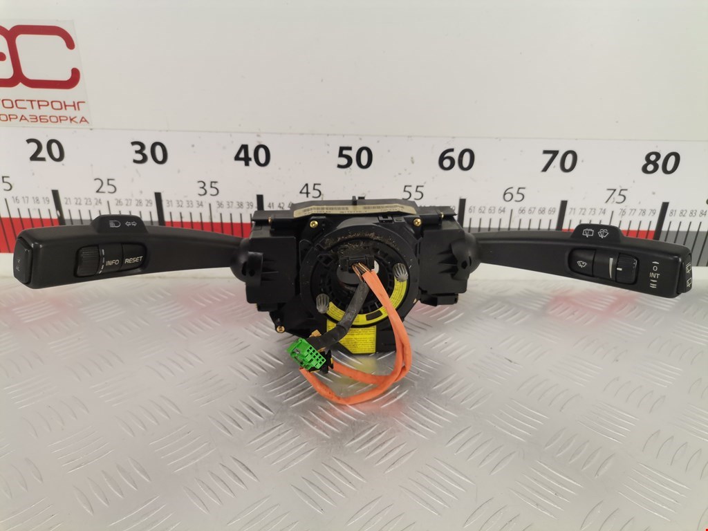 Переключатель поворотов и дворников (стрекоза) Volvo V50 1 купить в России