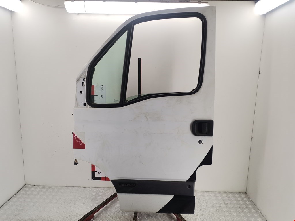 Дверь передняя левая Renault Master 2