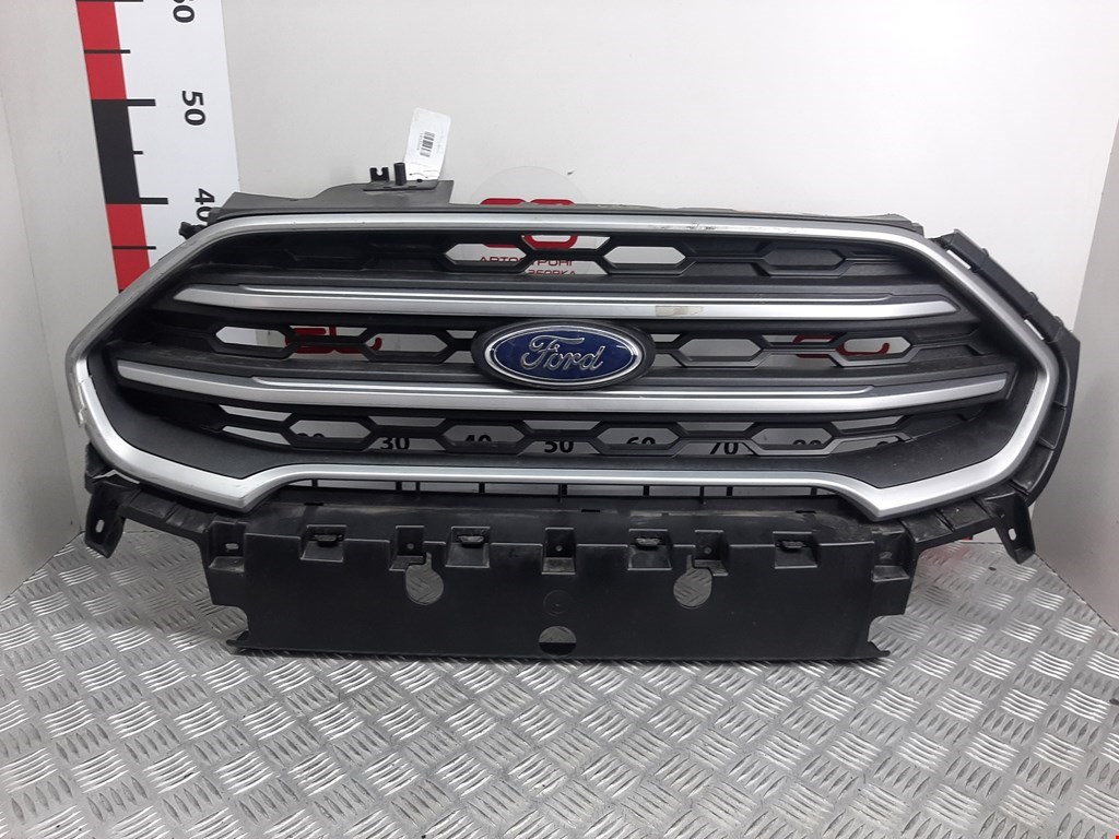 Решетка радиатора Ford EcoSport 2 купить в России