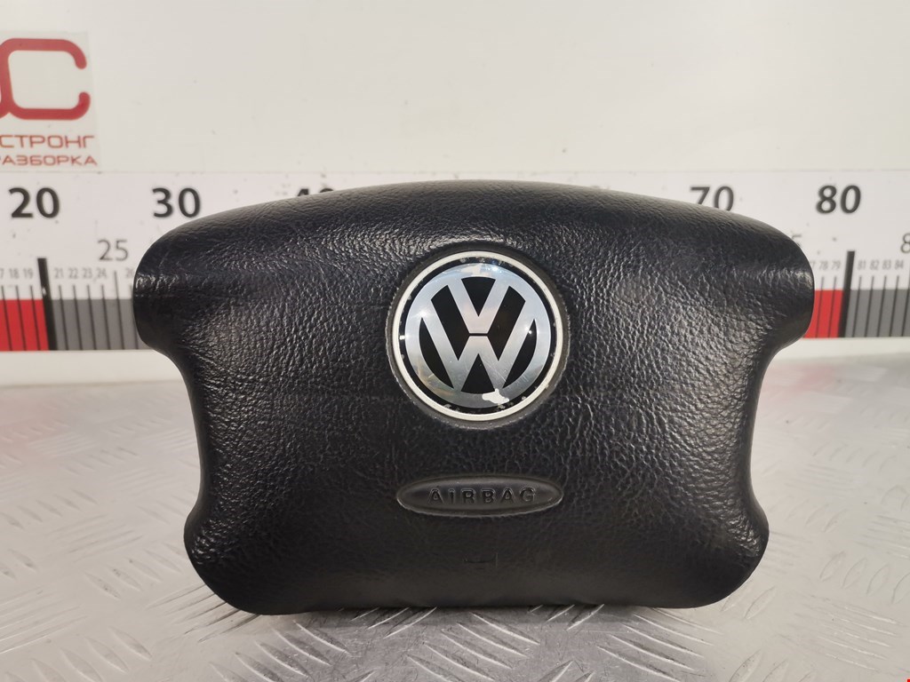 Подушка безопасности в рулевое колесо Volkswagen Passat 5 GP купить в Беларуси