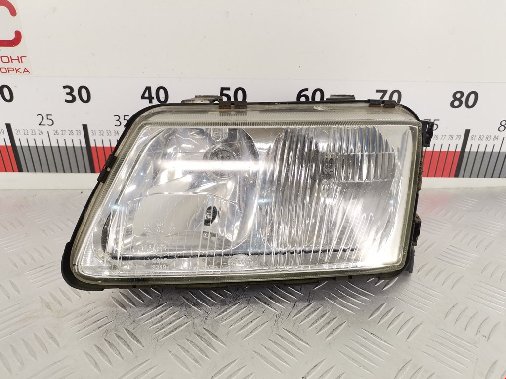 Фара левая Audi A3 8L