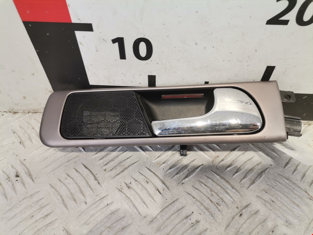 Ручка двери внутренняя задняя правая Audi A6 C5