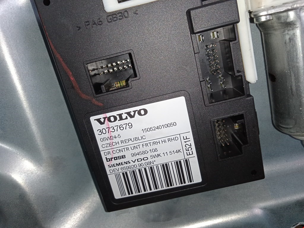 Стеклоподъемник электрический двери передней правой Volvo S40 2 купить в России