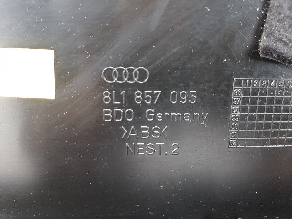 Бардачок (вещевой ящик) Audi A3 8L купить в Беларуси