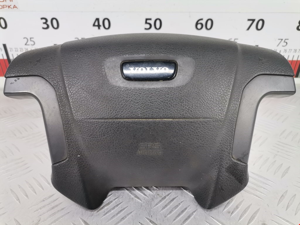 Подушка безопасности в рулевое колесо Volvo V70 2