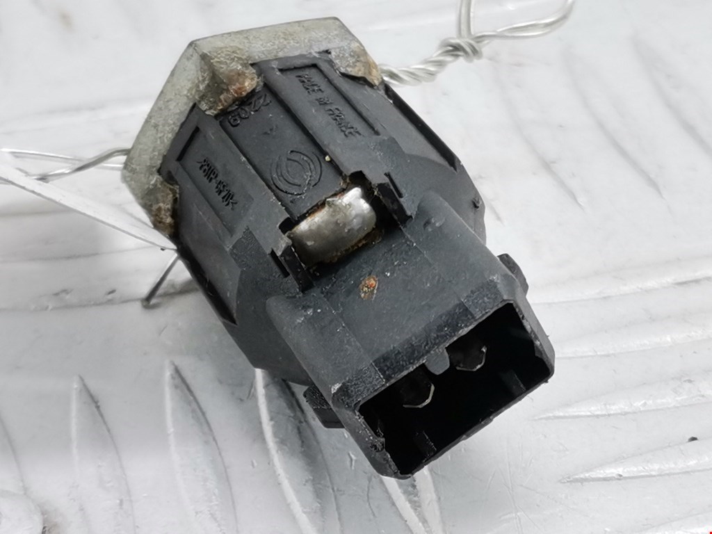 Датчик детонации Renault Megane 2 купить в России