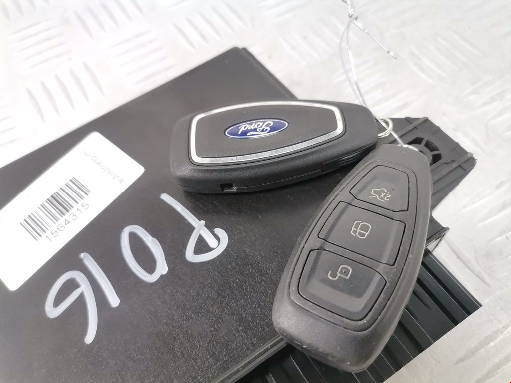Блок управления бесключевым доступом Ford Focus 3 купить в России