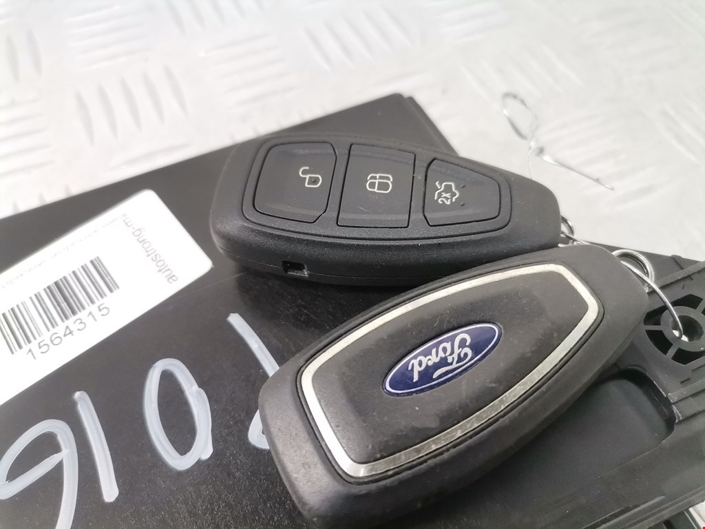 Блок управления бесключевым доступом Ford Focus 3 купить в России