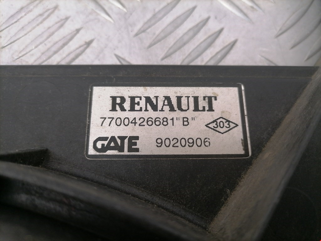 Вентилятор радиатора основного Renault Scenic 1 купить в Беларуси