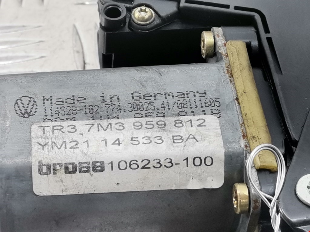 Стеклоподъемник электрический двери задней правой Volkswagen Sharan 1 купить в Беларуси