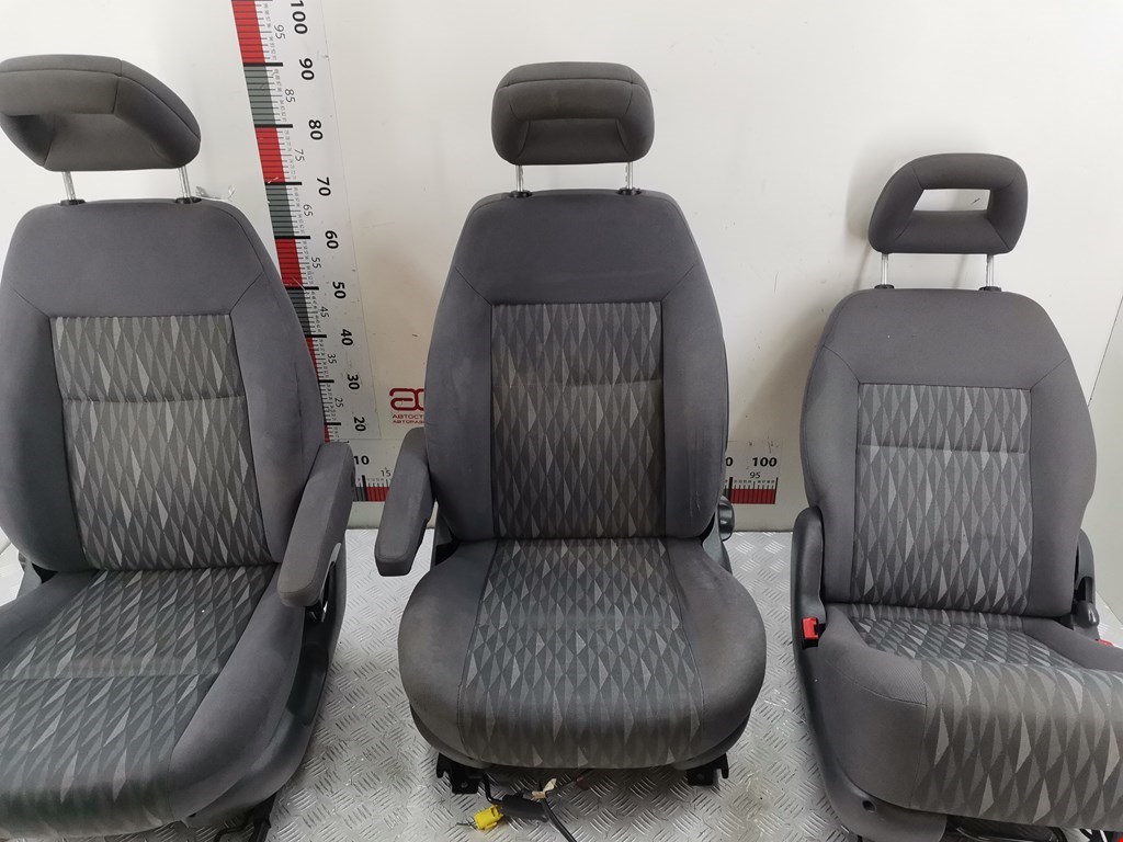 Салон (сидения) комплект Ford Galaxy 1 купить в России