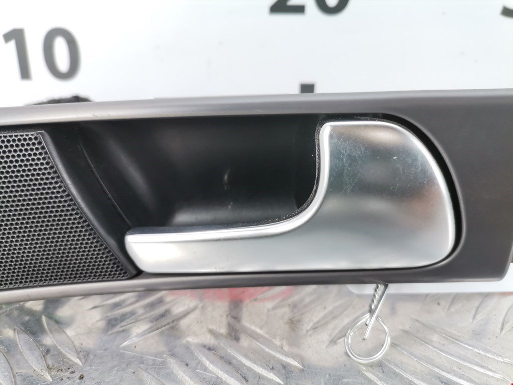 Ручка двери внутренняя передняя правая Audi A6 C5 купить в России