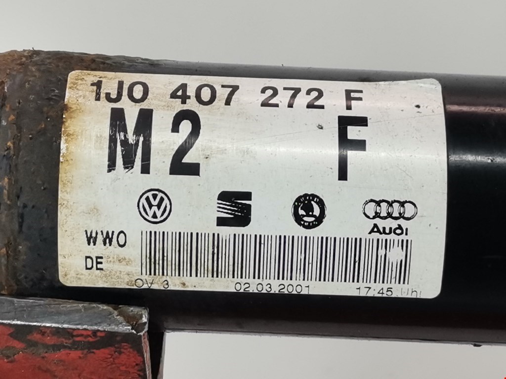 Полуось передняя правая (приводной вал шрус) Volkswagen Golf 4 купить в России