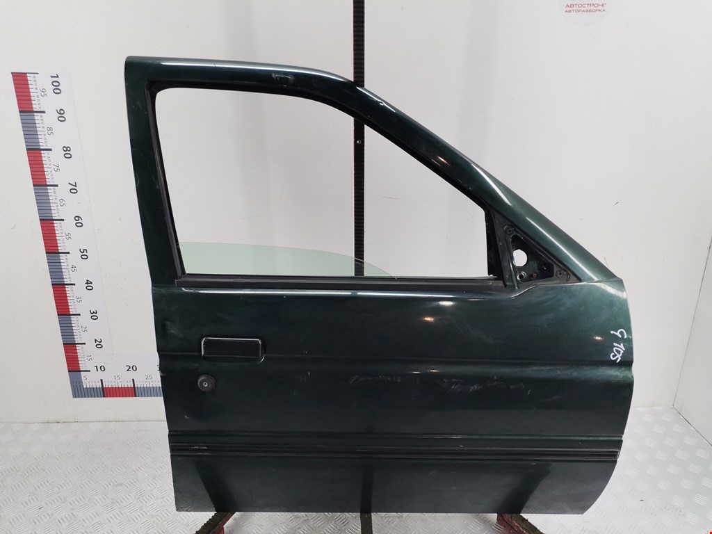 Стекло двери передней правой Ford Escort 5 купить в Беларуси