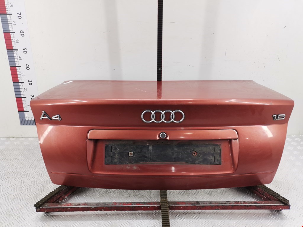 Крышка (дверь) багажника Audi A4 B5 купить в России