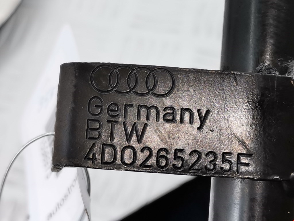 Патрубок охлаждения Audi A8 D2 купить в Беларуси