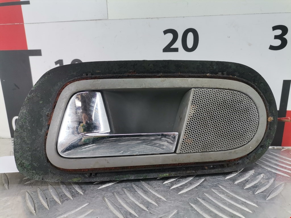 Ручка двери внутренняя задняя левая Ford Galaxy 1