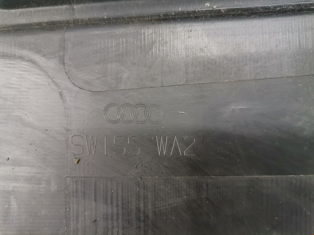 Дождевик (жабо) Audi A6 C5 купить в России