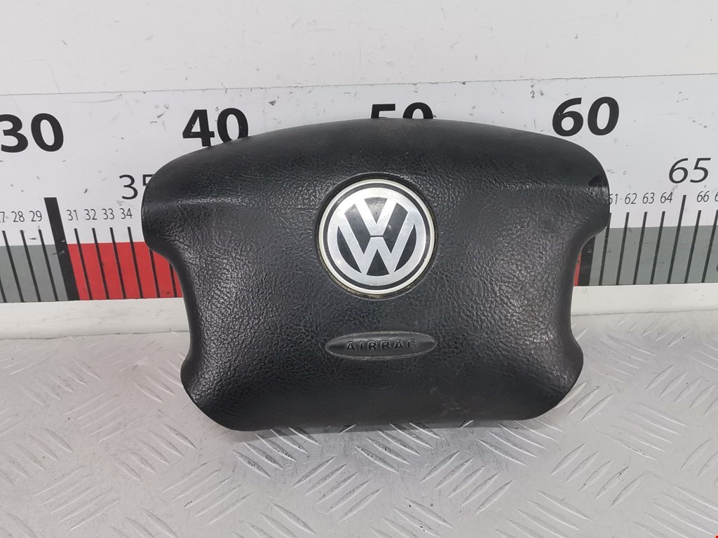 Подушка безопасности в рулевое колесо Volkswagen Bora