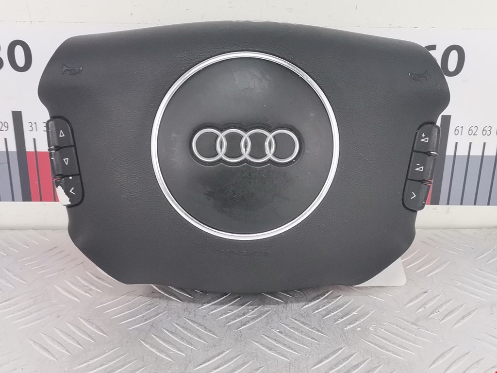 Подушка безопасности в рулевое колесо Audi A6 C5