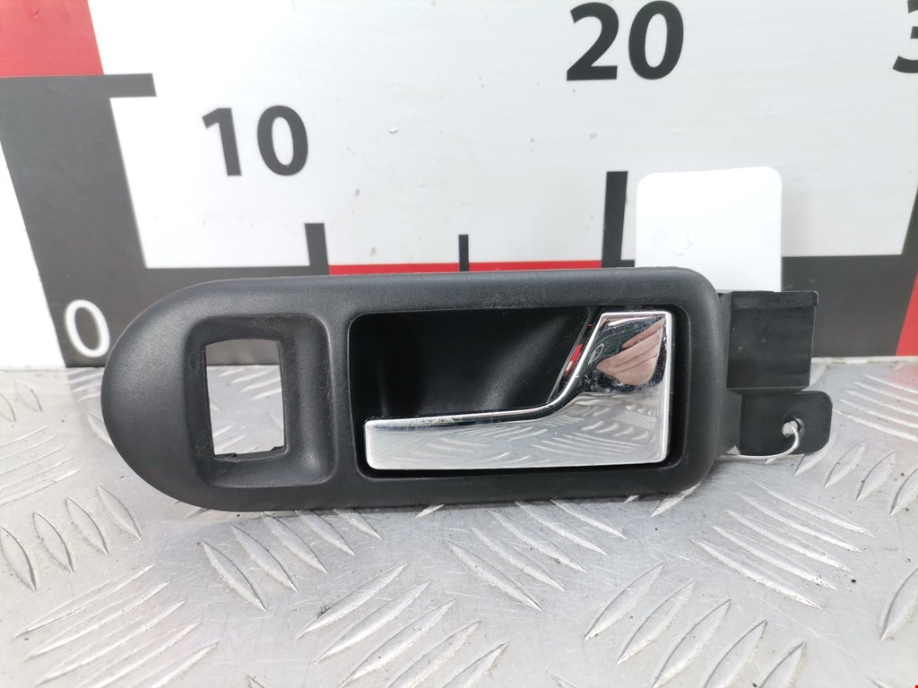 Ручка двери внутренняя передняя правая Volkswagen Golf 4