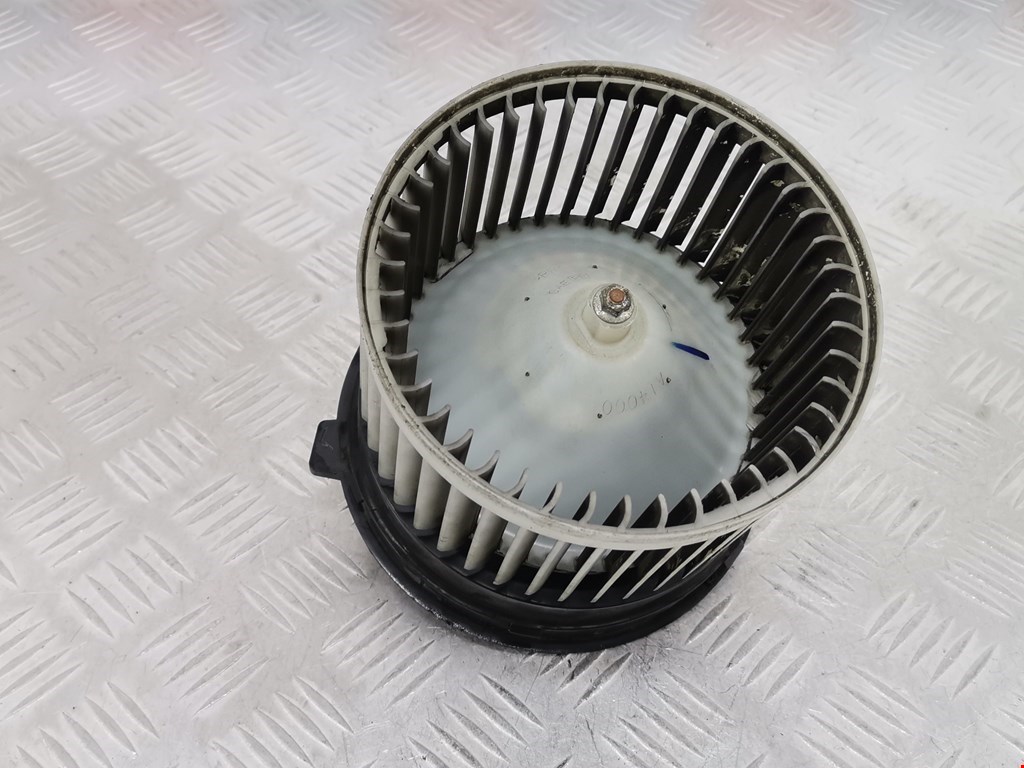 Моторчик печки (вентилятор отопителя) Nissan Qashqai+2 купить в России