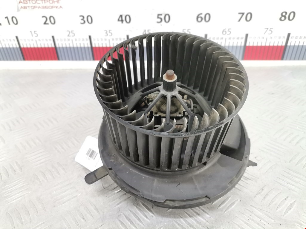 Моторчик печки (вентилятор отопителя) Volkswagen Touran 1