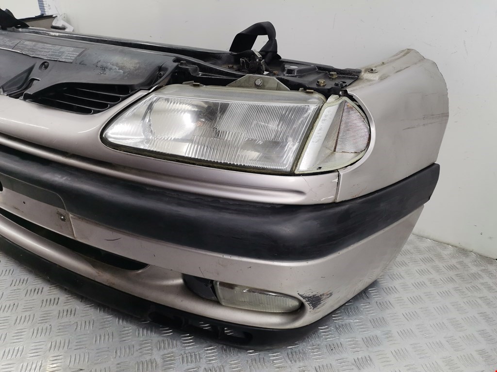 Ноускат (передняя часть в сборе) R0B2F11K1V1 для Renault Laguna 1 купить  б/у с разборки в России