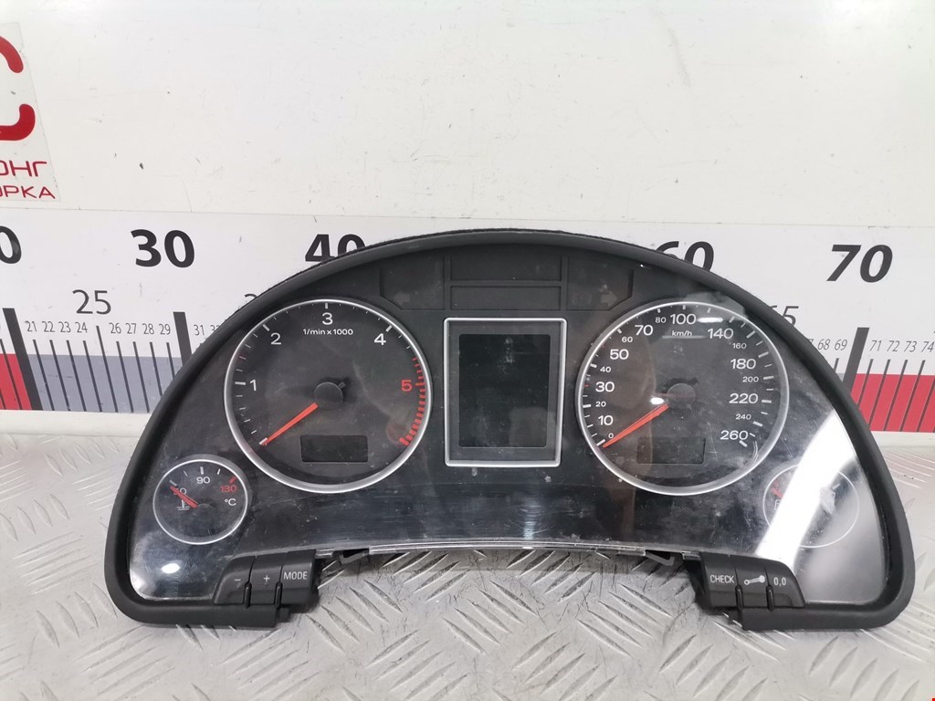 Панель приборная (щиток приборов) Audi A4 B7