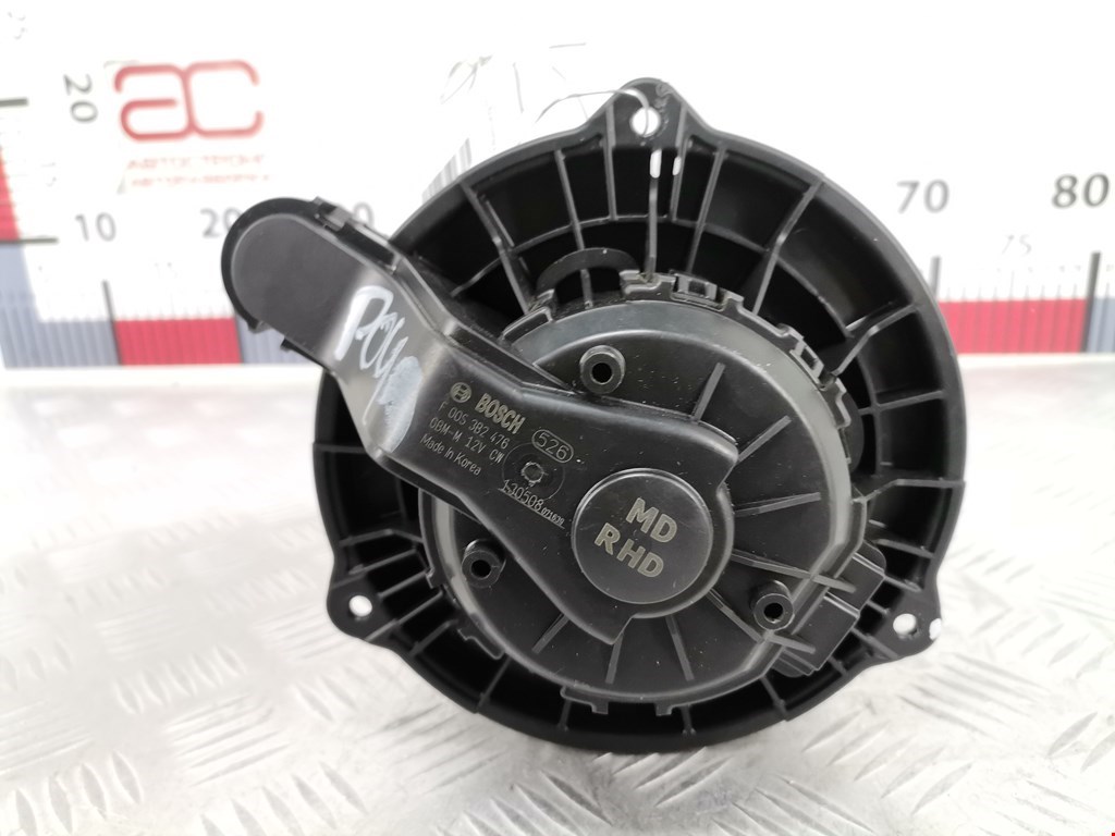 Моторчик печки (вентилятор отопителя) Hyundai i30 2 купить в Беларуси