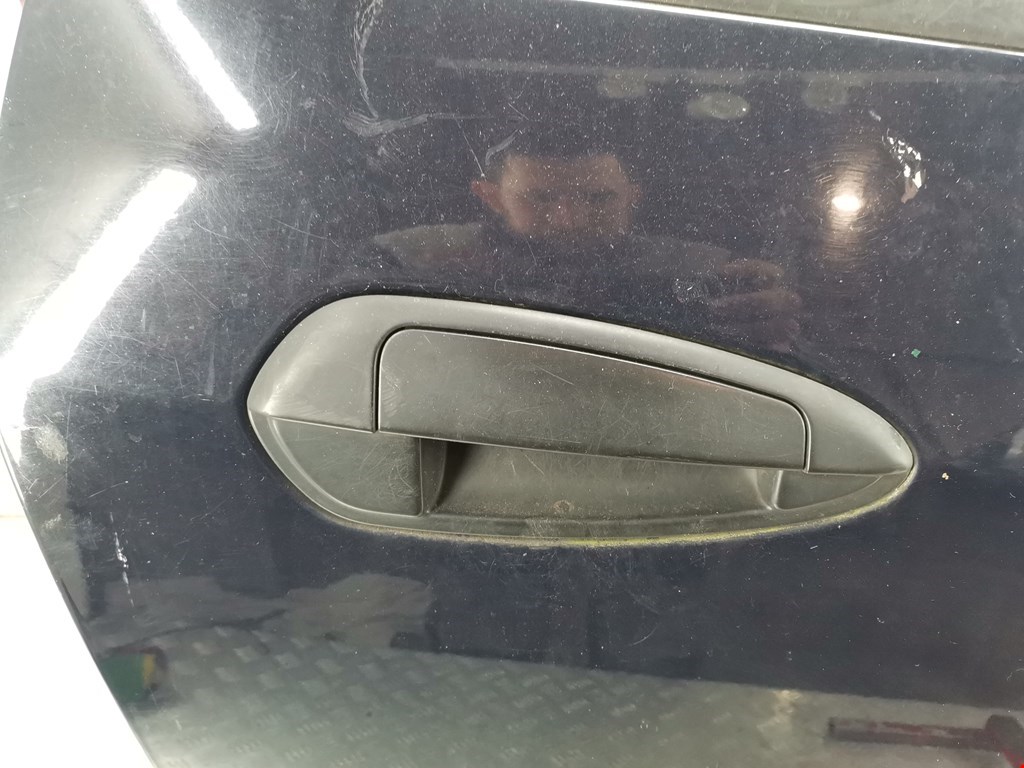 Дверь передняя правая Fiat Punto 3 (199/310) купить в России